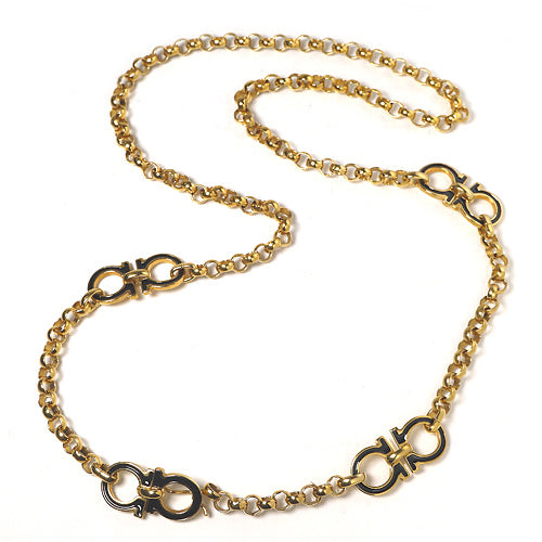 Salvatore Ferragamo チェーンベルト