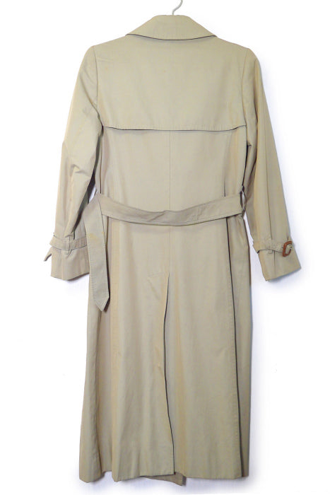 Burberry トレンチコート(薄カーキ)