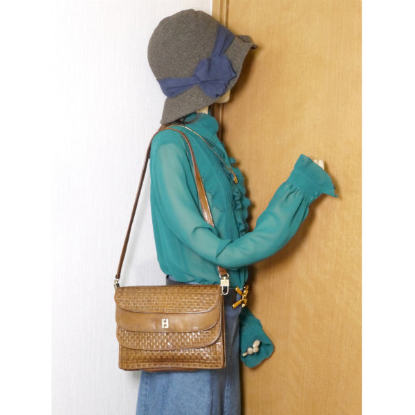 OLD Fendi トリプルフラップ 編み込みレザーショルダー(茶)