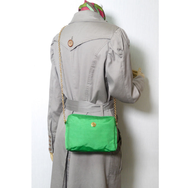 Fendi FFロゴ ナイロンチェーンポシェット(エメラルド)