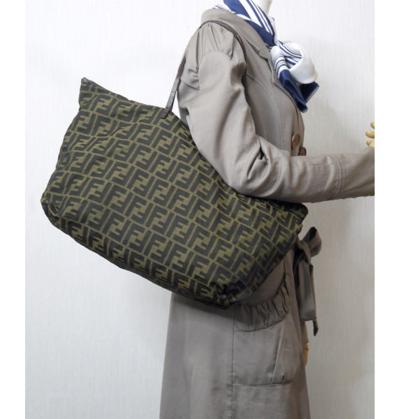 Fendi ズッカ柄 折り畳み大型トートボストン(茶)
