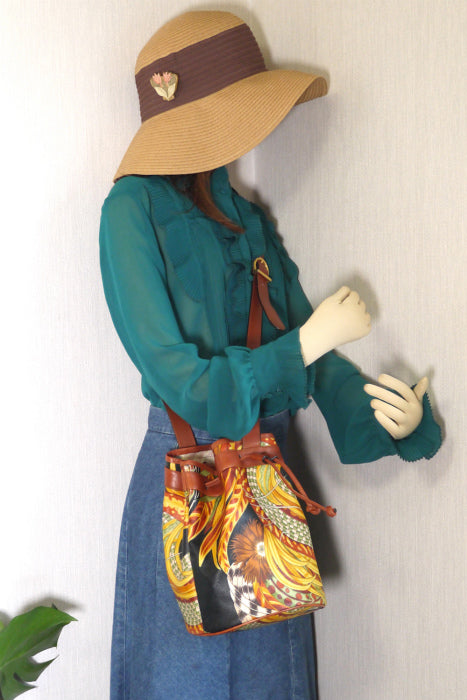 Salvatore Ferragamo 熱帯植物 巾着