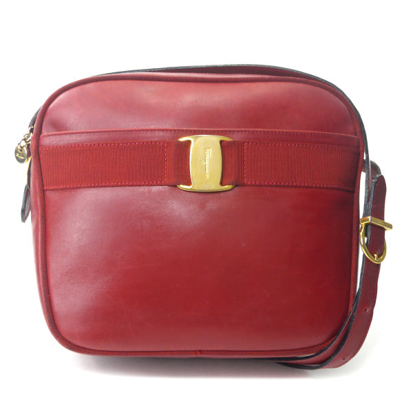 Salvatore Ferragamo Varaリボン定番ショルダーバッグ（赤） – Vintage