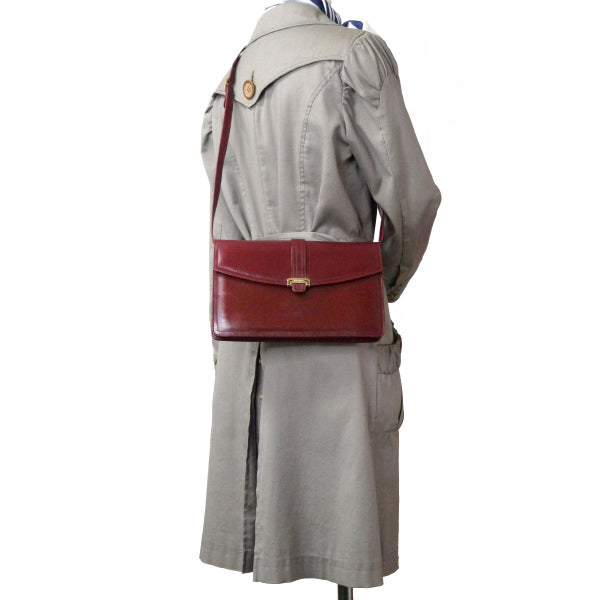 フェラガモ 80s総皮横長ショルダー(赤)