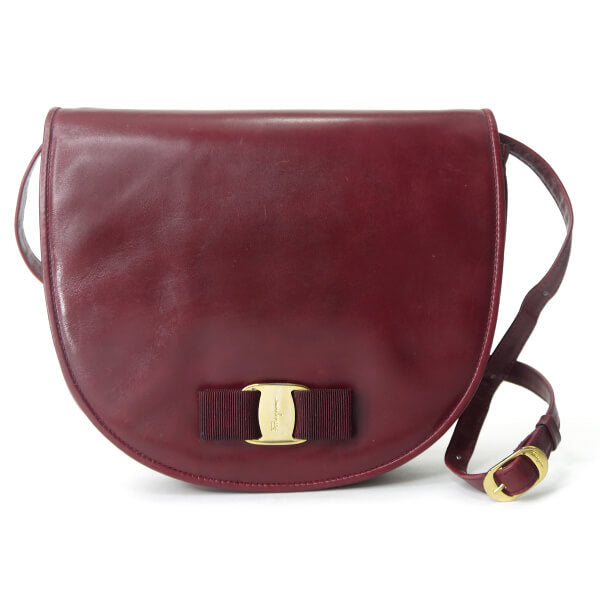 新品　Salvatore Ferragamo 秋色　ボルドー　ワインレッド Salvatore Ferragamo Varaリボン 半円ショルダー（ワインレッド
