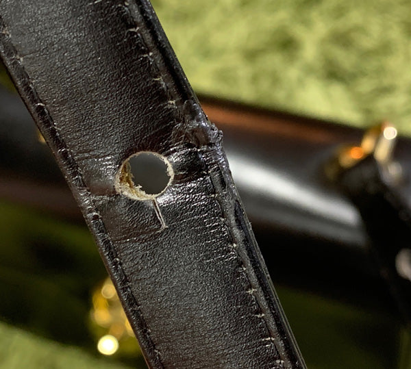 OLD Gucci 南京錠ターンロック総革ショルダーバッグ(黒)