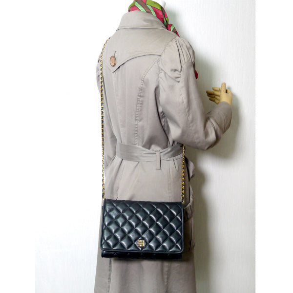 GIVENCHY マトラッセ フルフラップチェーンバッグ(黒)