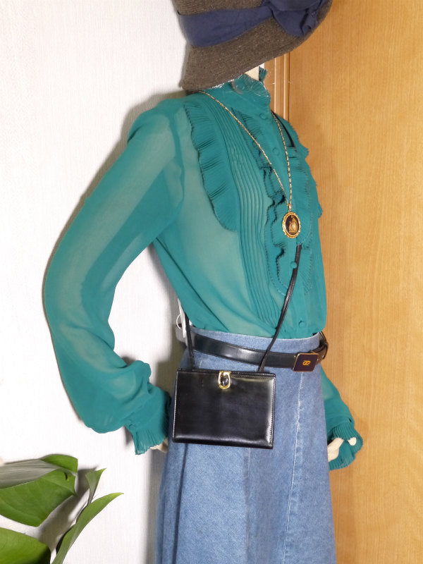 OLD Gucci 総革G金具ウォレットショルダー(黒)