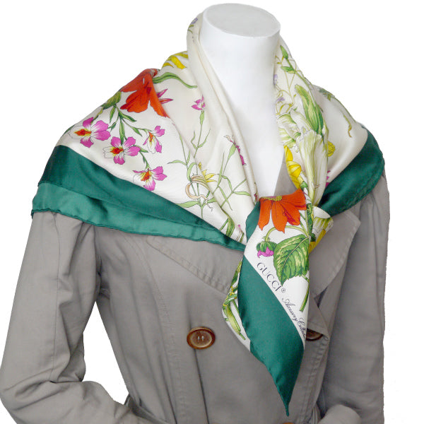 OLD Gucci フローラ 大判シルクスカーフ(緑系)