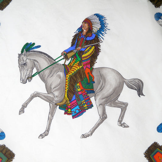 OLD Gucci インディアン柄 大判シルクスカーフ(紺/ピンク系)