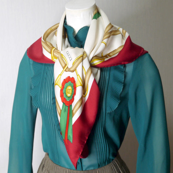 OLD Gucci サドル&ロゼット柄 大判シルクスカーフ(赤系)