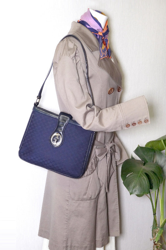 OLD Gucci 1973マイクロGGバケツショルダー(紺ジャガード)