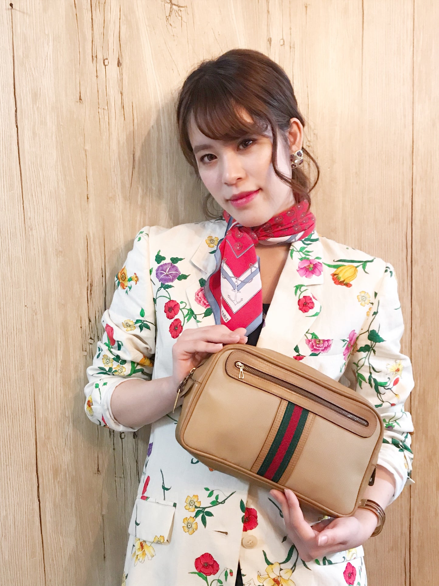 OLD Gucci チェーンクラッチ横長ショルダー(キャメル)