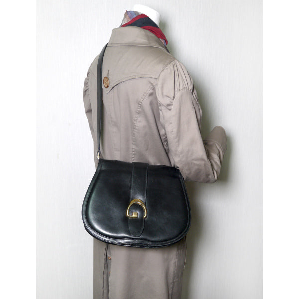OLD Gucci 総革3層式G金具ショルダーバッグ(黒)