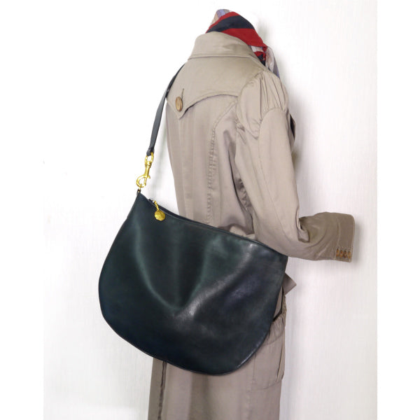 OLD Gucci 半円大型2WAYレザーバッグ(黒)