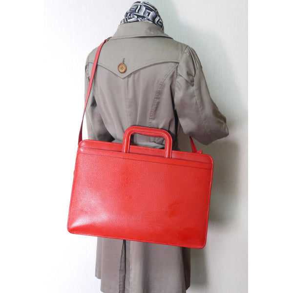 OLD Gucci 総革ショルダー付ブリーフケース(赤)