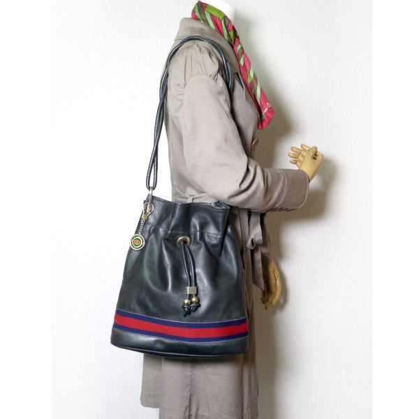 OLD Gucci シェリー巾着レザーショルダー(濃紺)