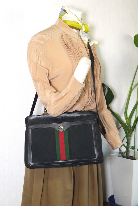 OLD Gucci 2ウエイ3層ショルダー(黒・ジャガード)