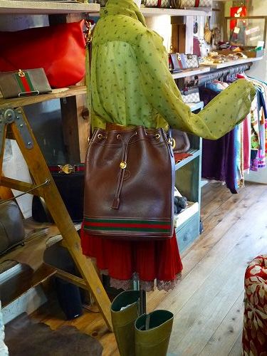 OLD Gucci 巾着型ショルダー(茶・総皮)