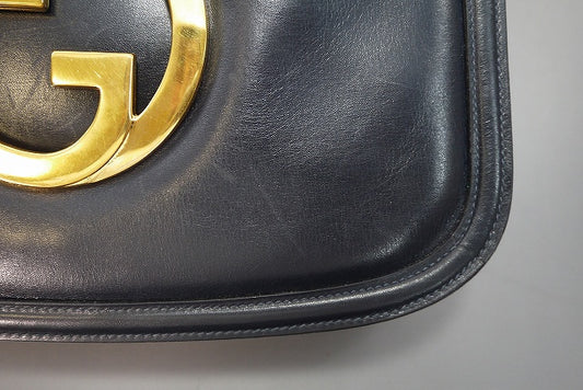 OLD Gucci インターロッキング60〜72sショルダー(濃紺)