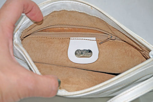 OLD Gucci 総皮 ショルダーポシェット(白)