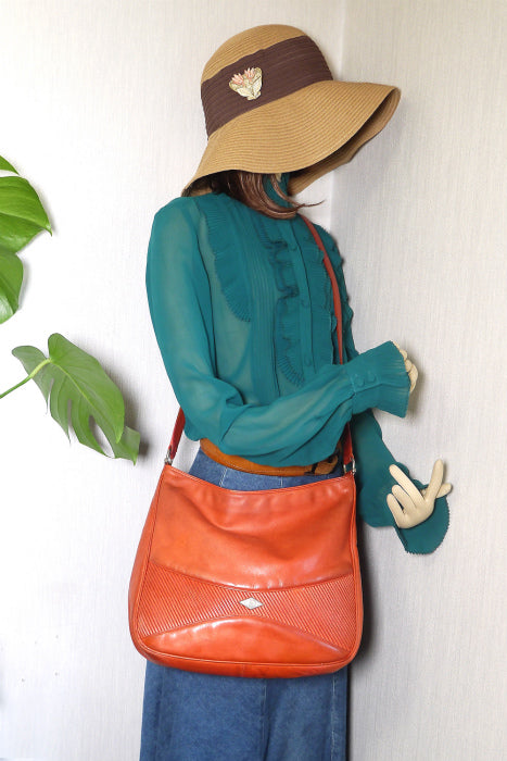 OLD Gucci オレンジレアカラー!70sショルダー