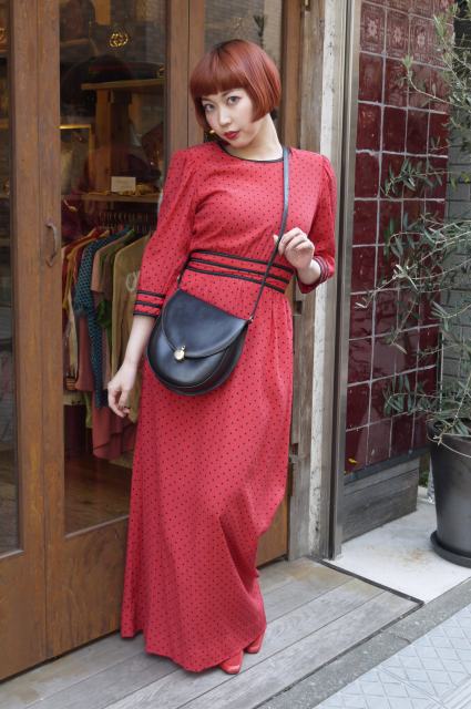 OLD Gucci 半丸ポシェット(総皮・黒)