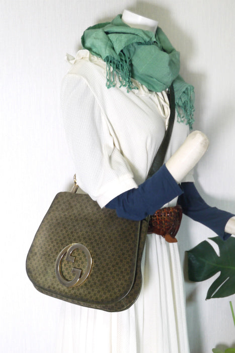 OLD Gucci 70sデカGG金具ワンショルダー(緑スエード)