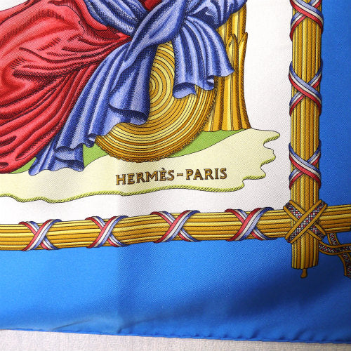 HERMES 大判カレ スカーフ(青&白)