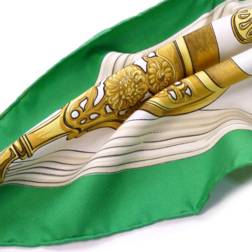 HERMES 大判カレ スカーフETRIERS(緑)