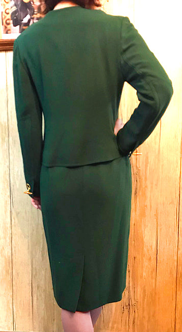 HERMES マンテル留具スカートスーツ(緑)