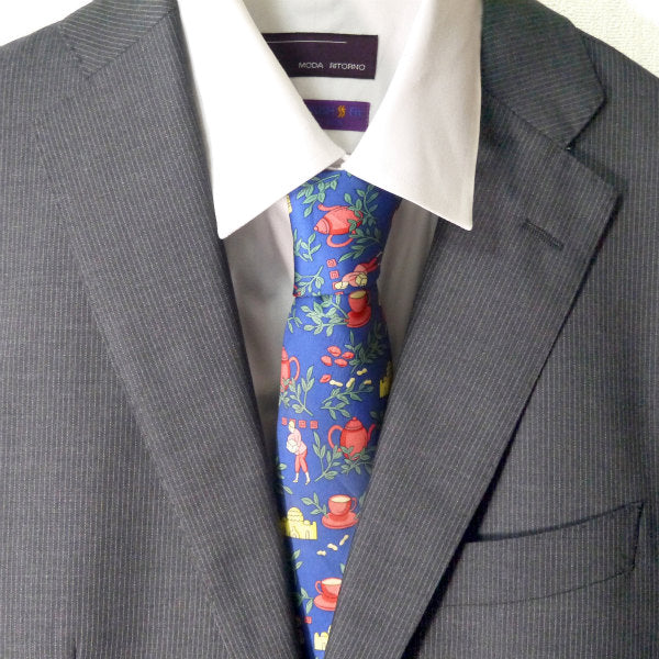 HERMES シルクネクタイ ティーカップ柄(ブルー系)