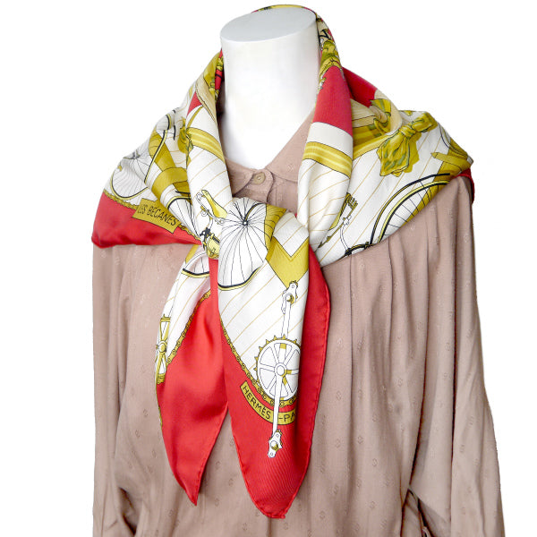 HERMES 大判カレ90スカーフ LES BECANES(赤系/自転車)
