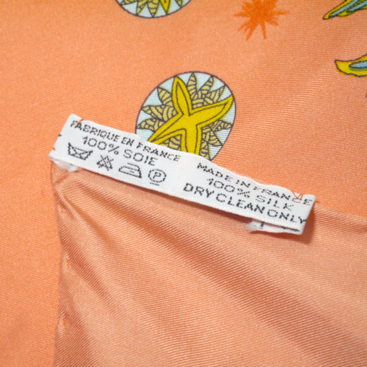 HERMES 大判カレ90スカーフ (オレンジ系)