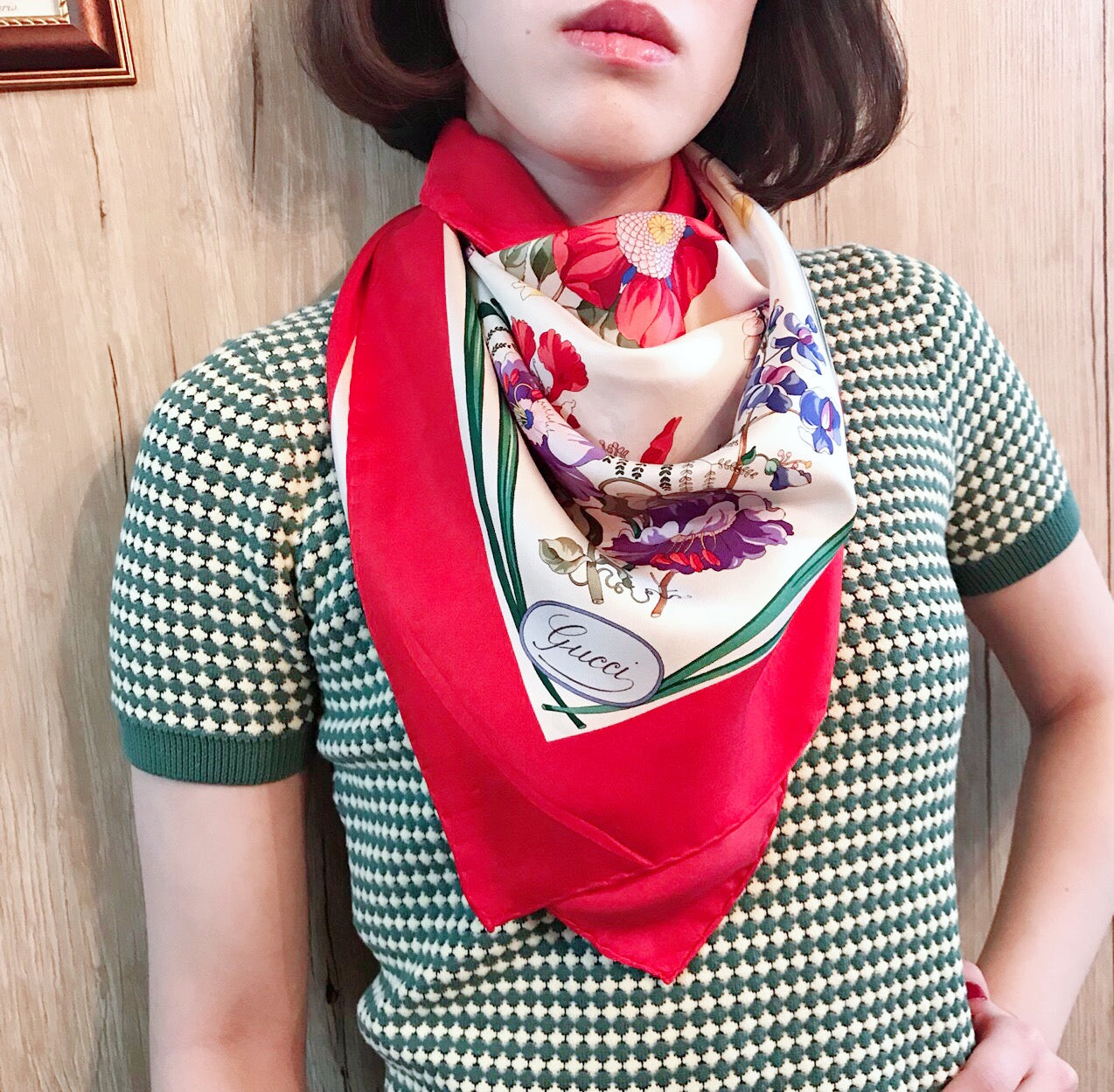 OLD Gucci フローラ 大判シルクスカーフ(赤系 )