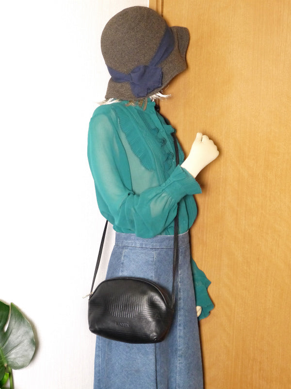 Lanvin 総革ライン柄ミニポシェット(黒)