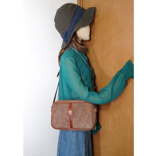 Lanvin 幾何学模様スエード横長ショルダー(茶)