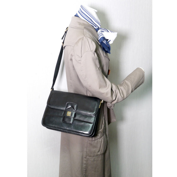 Lanvin アコーディオン総革ショルダーバッグ(黒)