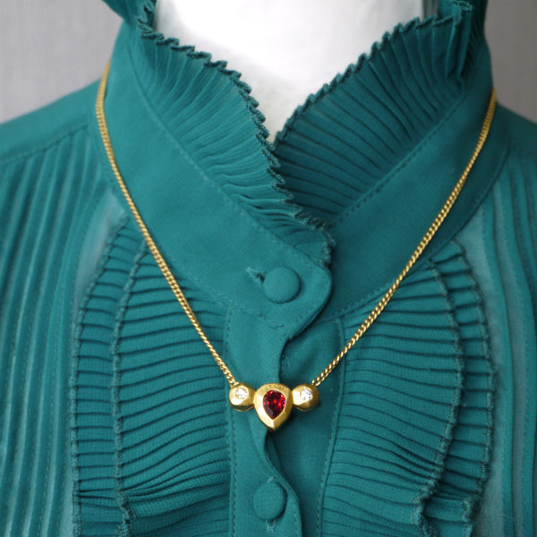 LANVIN レッドストーン エンジェルネックレス(ゴールド)