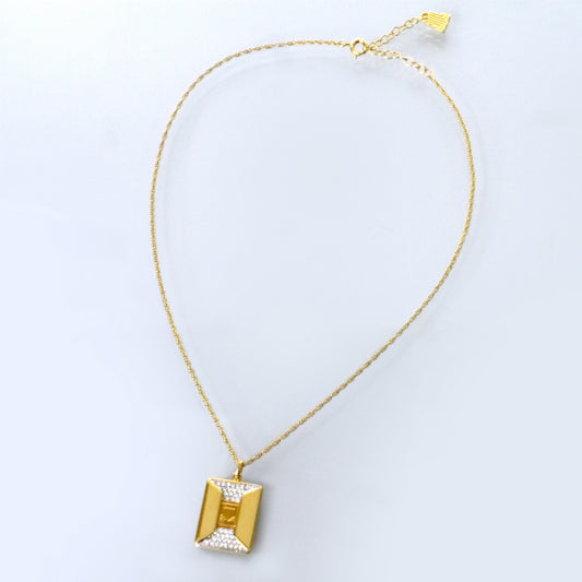 LANVIN スクエアプレート ロゴストーンネックレス(ゴールド)