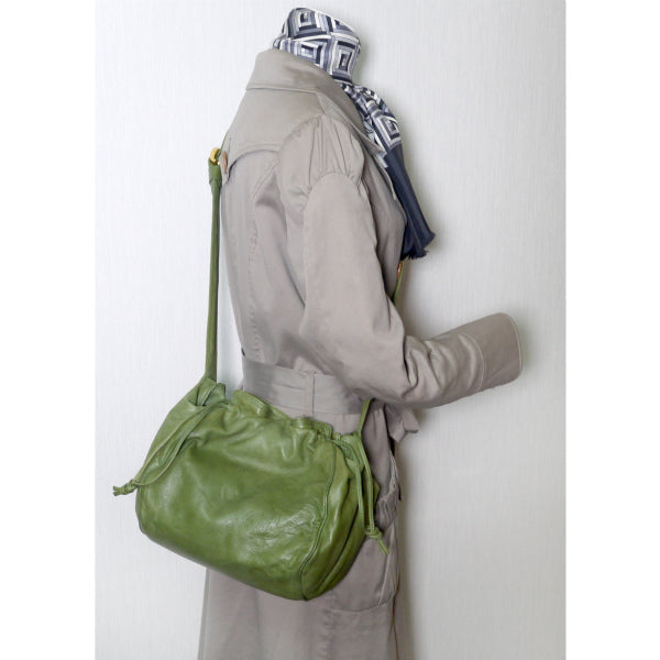 LOEWE フラメンコ レザーショルダー(緑・ラムスキン)