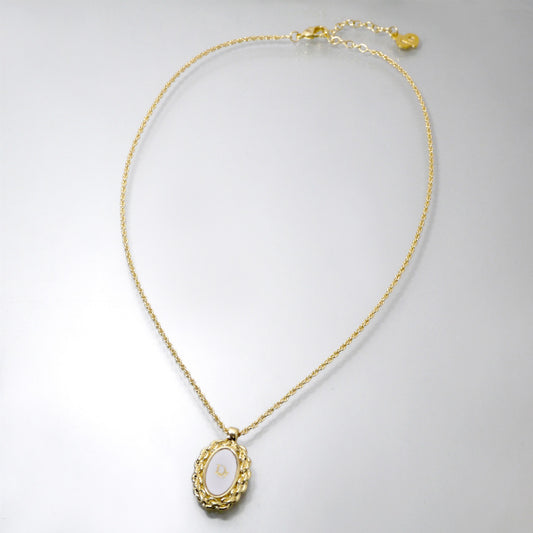 C.Dior ツイストロゴプレートネックレス(ゴールド)