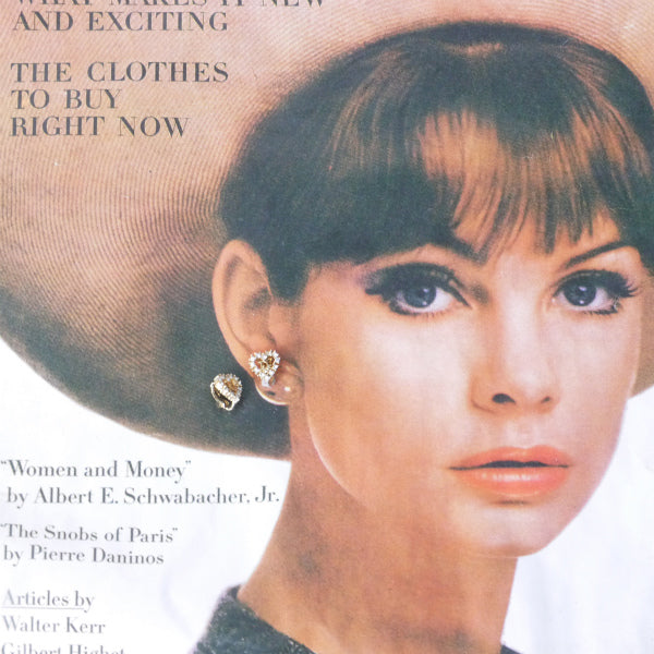 C.Dior ラインストーンハートロゴイヤリング (ゴールド)