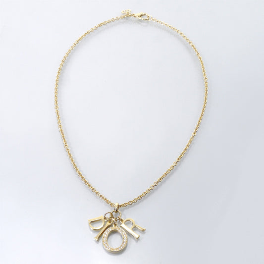 C.Dior ラインストーンロゴチャームネックレス(ゴールド)