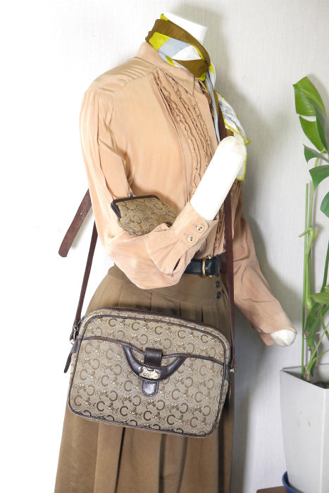 Old Celine <訳アリ>(馬車柄)ショルダー(茶・財布付)