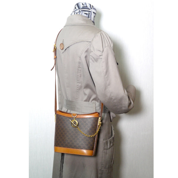OLD CELINE マカダム柄マンテルチェーン バケツショルダー(濃茶)