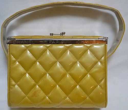 CHANELエナメル」バニティバッグ(黄)<SS-062Y>