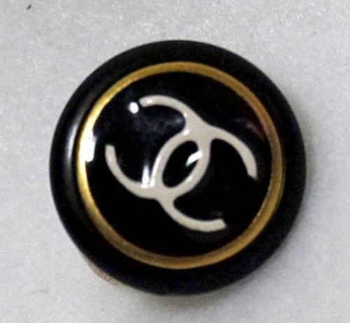 CHANEL イヤリング(黒)