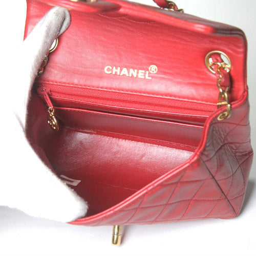 OLD CHANEL マトラッセ定番チェーンショルダー(赤)