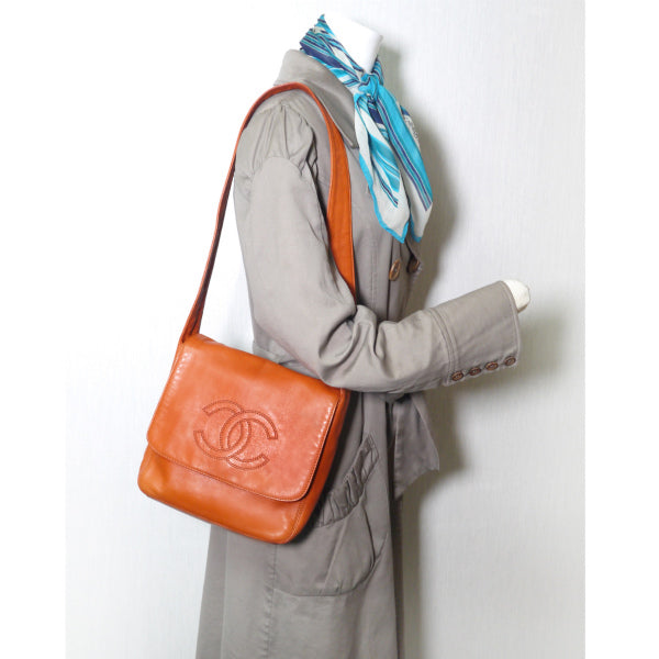 OLD CHANEL ココマークステッチ総革ショルダー(オレンジ)